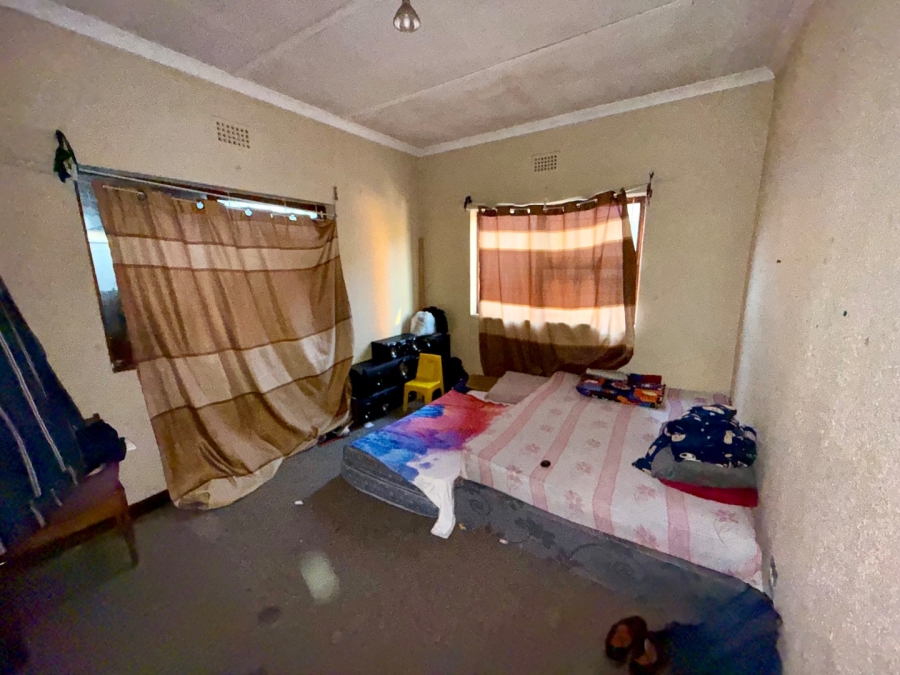 5 Bedroom Property for Sale in Vasco Estate Western Cape